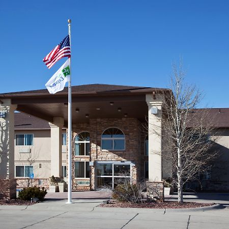 Holiday Inn Express Hotel & Suites Torrington By Ihg Bagian luar foto