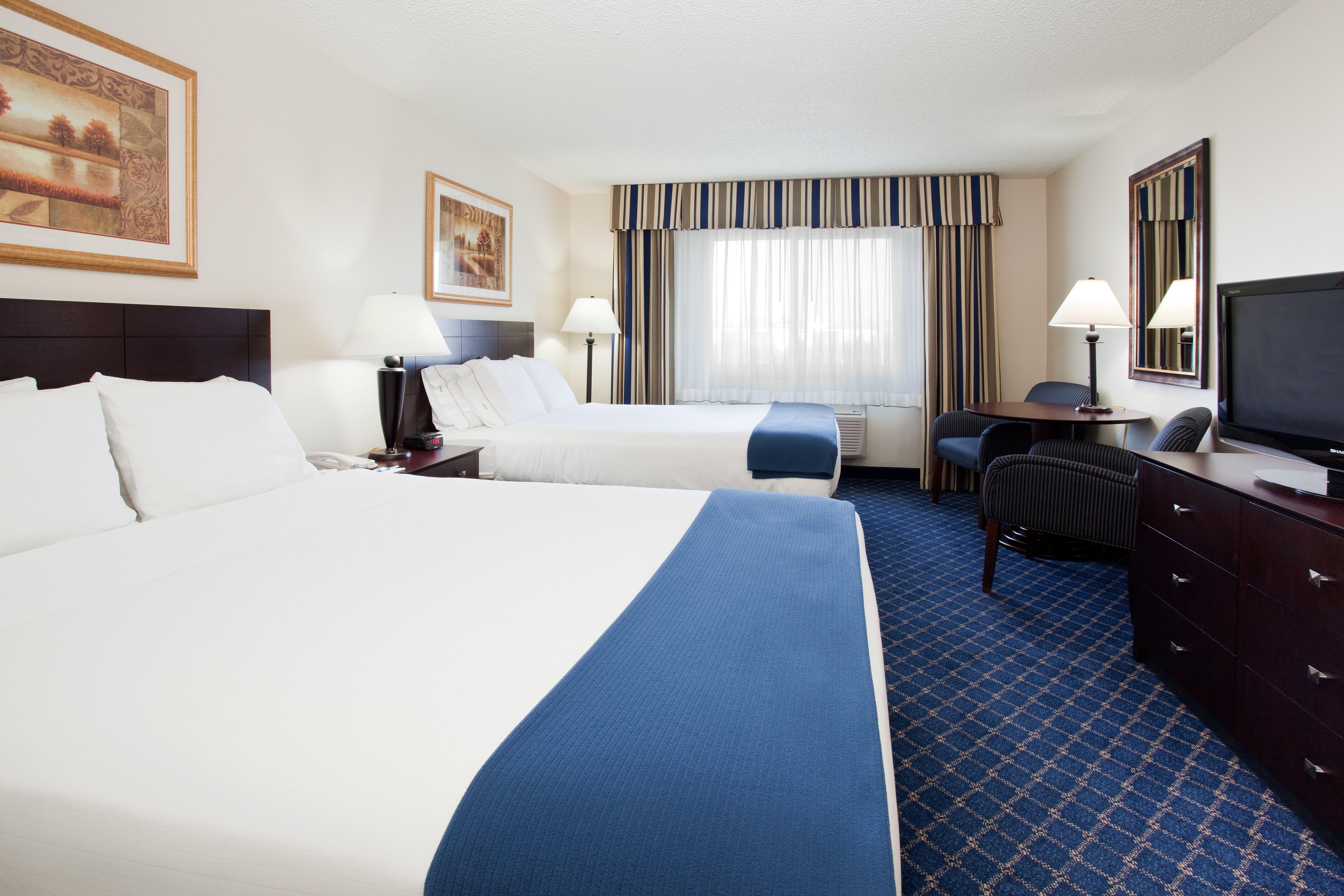 Holiday Inn Express Hotel & Suites Torrington By Ihg Bagian luar foto