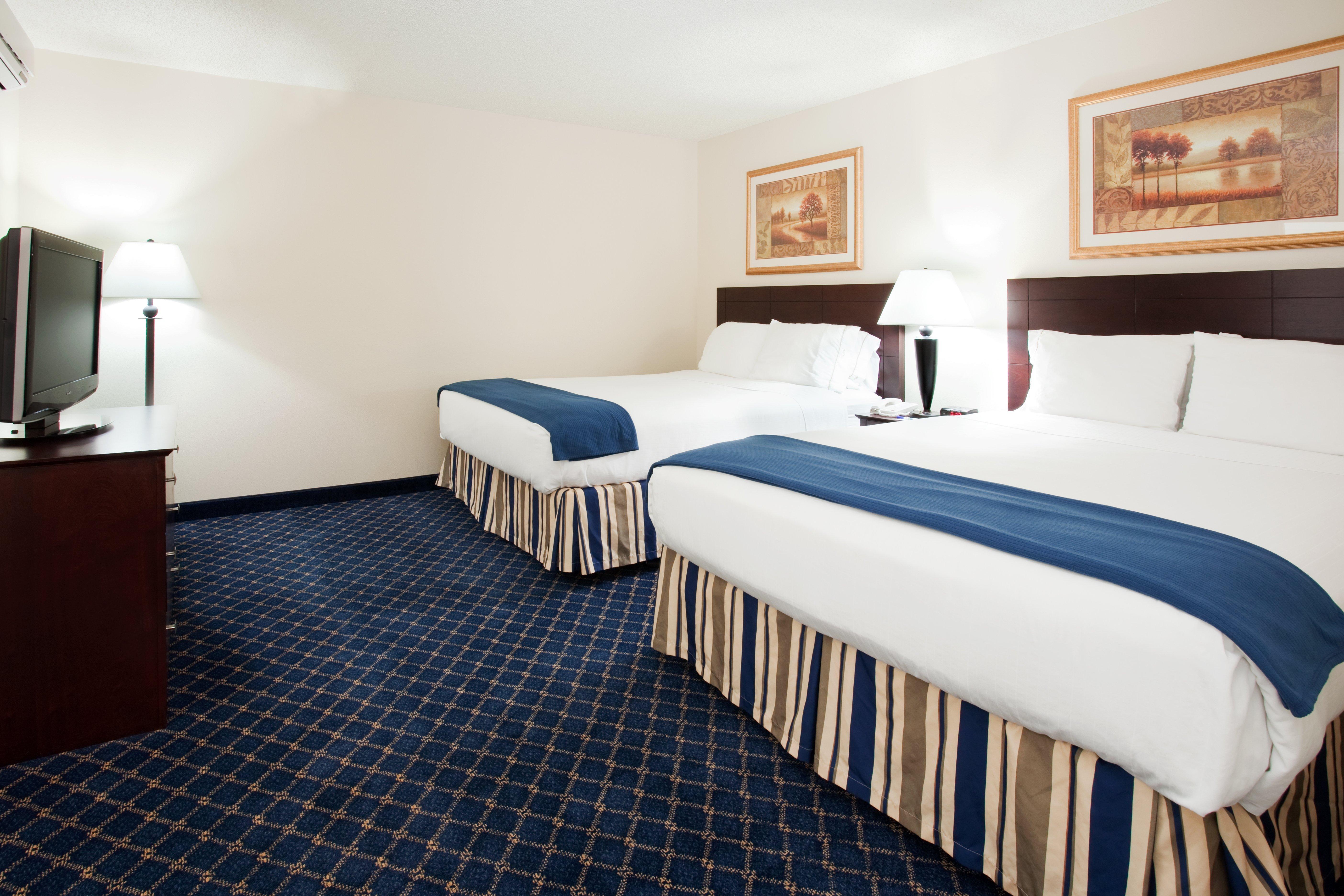 Holiday Inn Express Hotel & Suites Torrington By Ihg Bagian luar foto