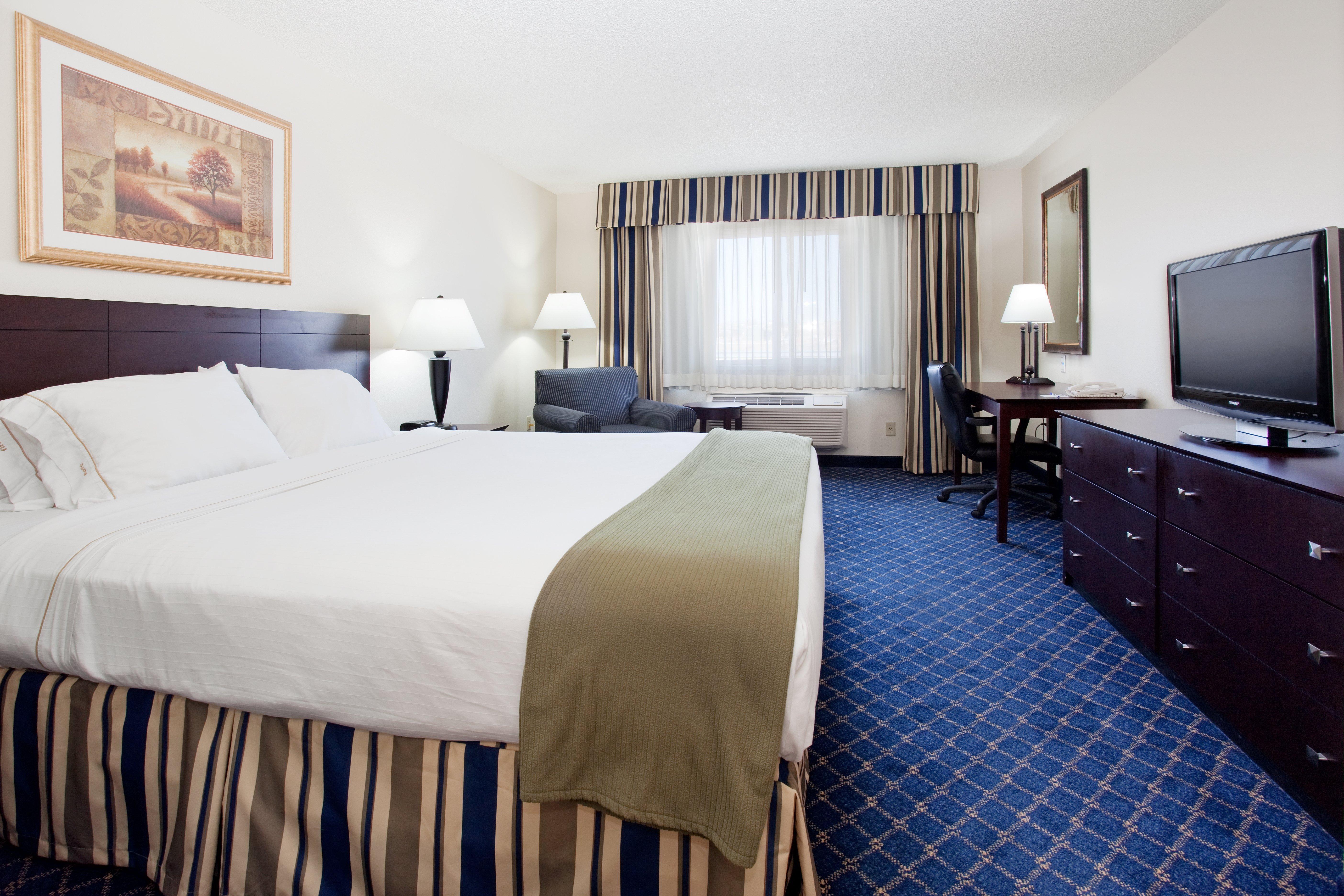 Holiday Inn Express Hotel & Suites Torrington By Ihg Bagian luar foto